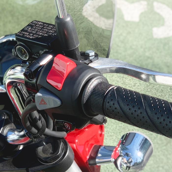 ホンダ純正 加工品 Dax125(JB04)用 ダックス125 右集合スイッチ ハザード機能 汎用スイッチ追加の画像
