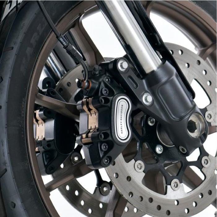 直送品 スウェッジラインプロ フロントホースキット トライピース ハーレー FXLRS ABS (20-23) ステンレスブラック/クリアホース SWAGE-LINE PRO BTP909FT_2