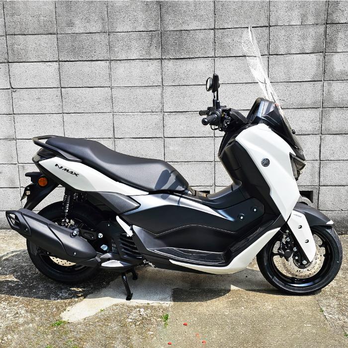 ※run NMAX125 R-SPACE ウインドシールド 楽天市場】R-SPACE ウインドシールド クリア ヤマハ NMAX SEL1J SG92J