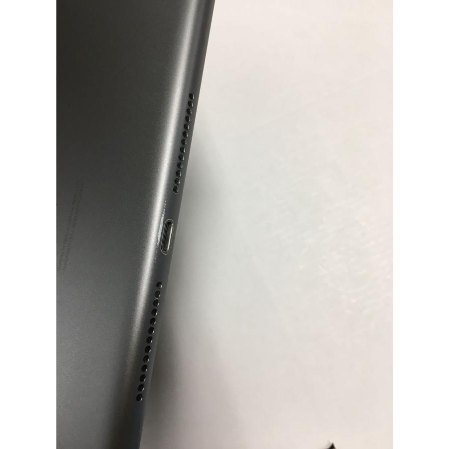 iPad Apple 第7世代 32GB SIMフリー スペースグレイ【動作確認・初期化