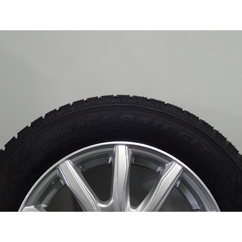 195/65R15 15インチ トーヨータイヤ スタッドレス タイヤ溝7〜8mm