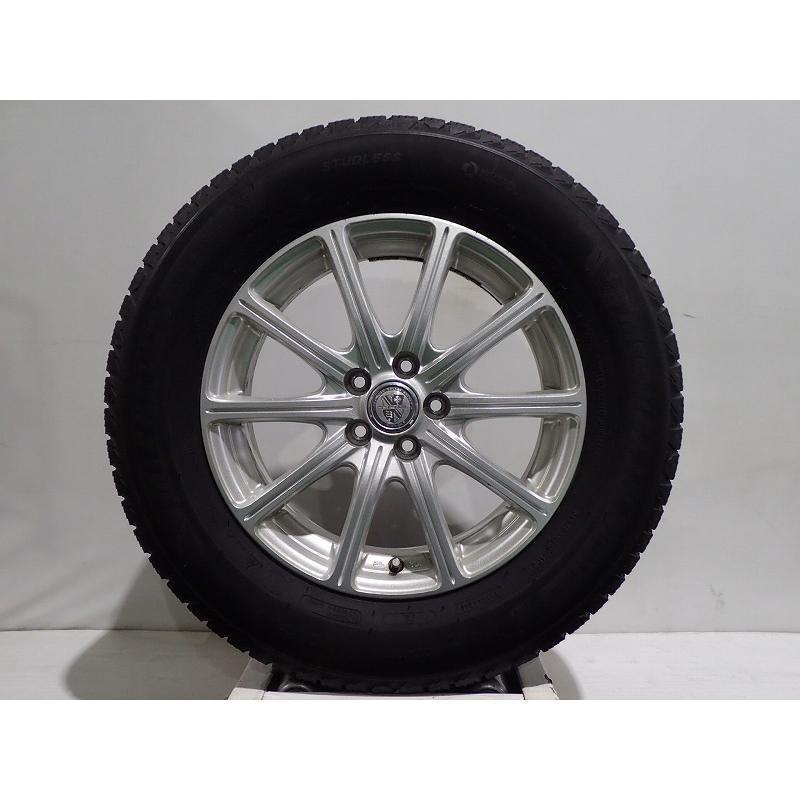 中古スタッドレス215/65R16 4本セット　エクストレイルなど 215/65R16スタッドレスタイヤ4本セットです。