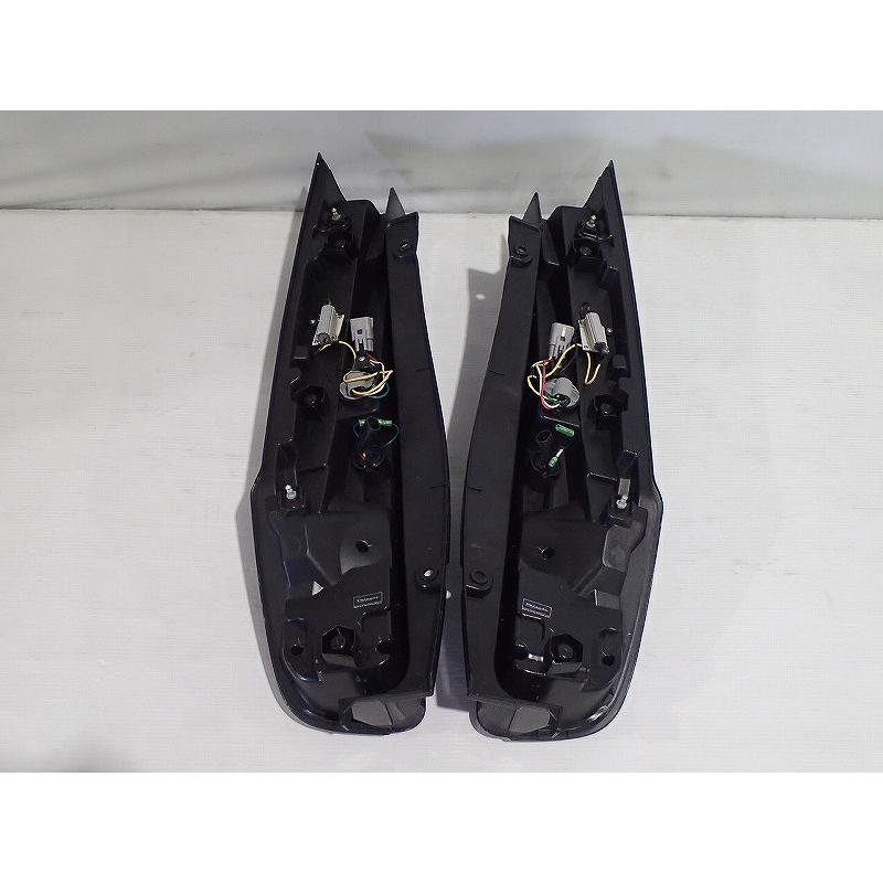 VALENTI 80ノア・ヴォクシー・エスクァイア ZRR8#G/ZRR8#W/ZWR80G