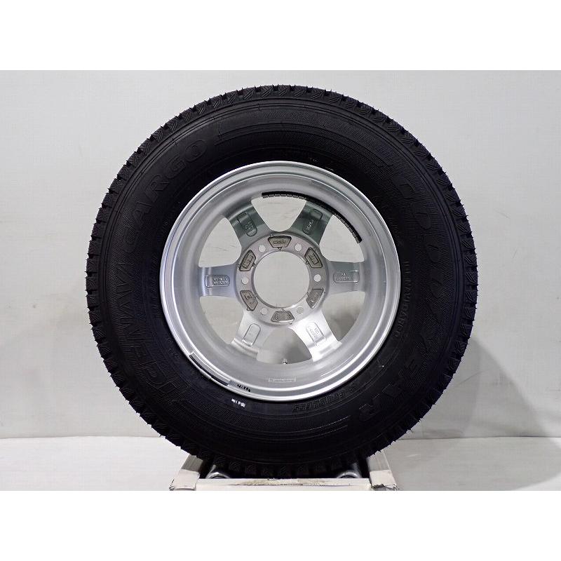 グッドイヤー（GOODYEAR） 195/80R15 107/105L スタッドレスタイヤ
