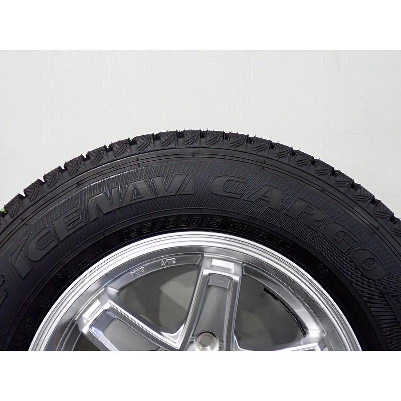 グッドイヤー（GOODYEAR） 195/80R15 107/105L スタッドレスタイヤ
