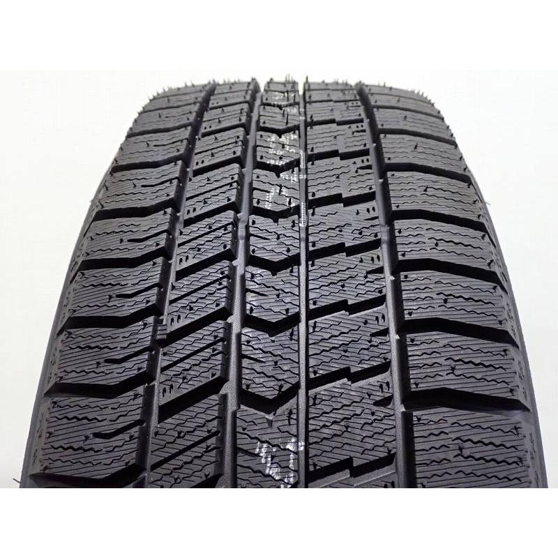 グッドイヤー 5%OFFクーポン【トヨタ車用】205/60R16 スタッドレス