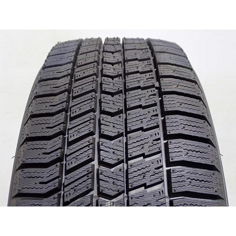 グッドイヤー スタッドレス 205/60R16 2022年27週製造 グッドイヤー（GOODYEAR） 205/60R16 スタッドレスタイヤ スチール