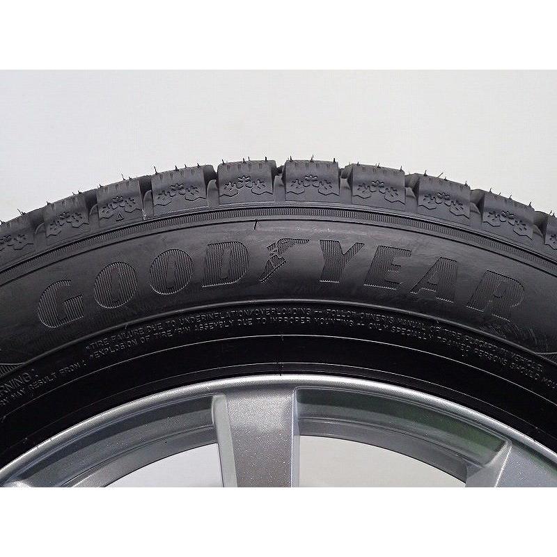 グッドイヤー（GOODYEAR） 【トヨタ車用】 215/60R17 スタッドレス