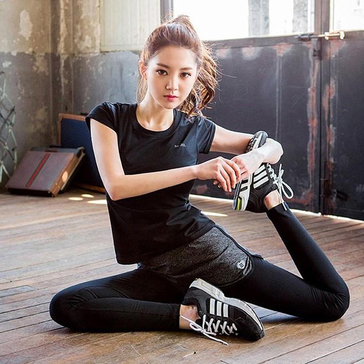 スポーツウェア ヨガウエア Tシャツ 半袖 ランニングウェア トップス