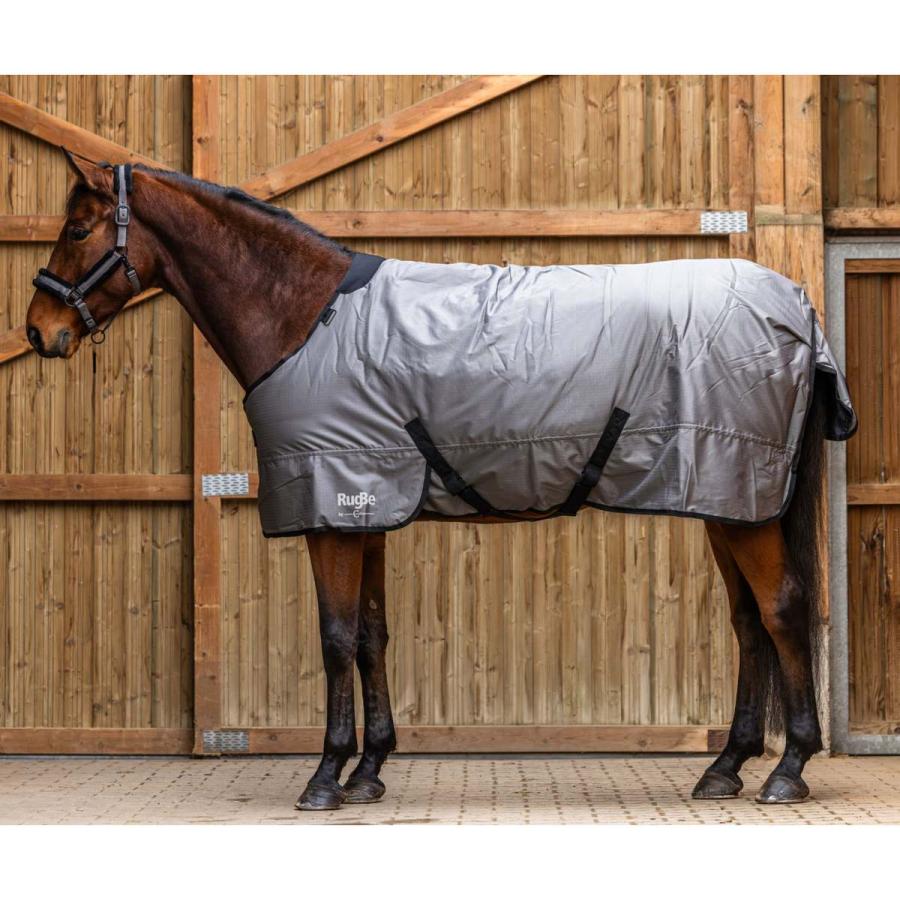 乗馬用品　馬着 乗馬 馬着 Covalliero RugBe ウィンター 馬着 300グラム 乗馬用品 馬具