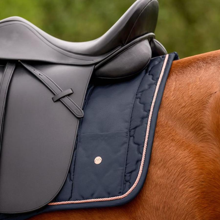 乗馬 ゼッケン サドルパッド WALDHAUSEN モダン ローズ サドルパッド 乗馬用品 馬具 |  | 06