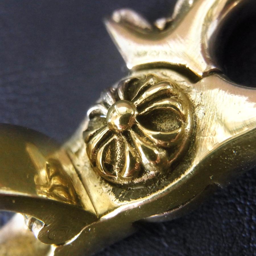 ブラス 真鍮製 ダブルフック キーチェーン キーホルダー キーリング クロス 十字架 クロスエンブレム フローラルクロス 鍵 ジョイントパーツ |  | 05