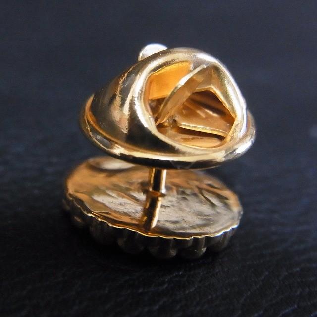 菊 菊紋 菊御紋 菊花紋章 愛国 日本 JAPAN ピンバッジ ラペルピン 真鍮