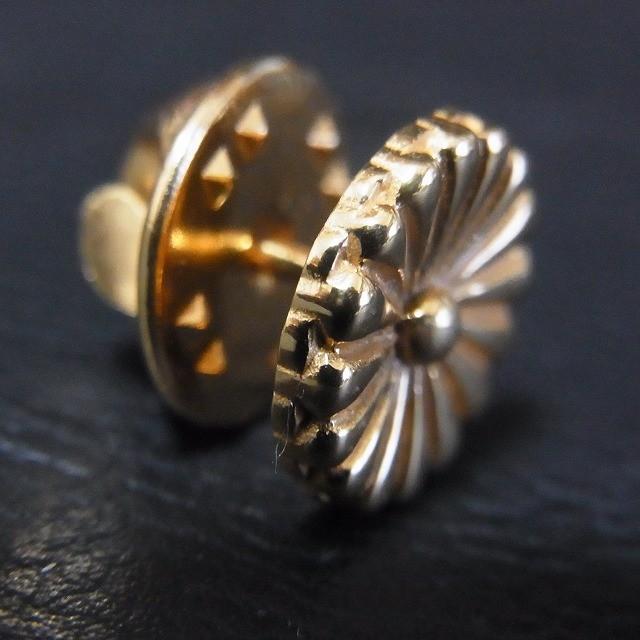 菊 菊紋 菊御紋 菊花紋章 愛国 日本 JAPAN ピンバッジ ラペルピン 真鍮