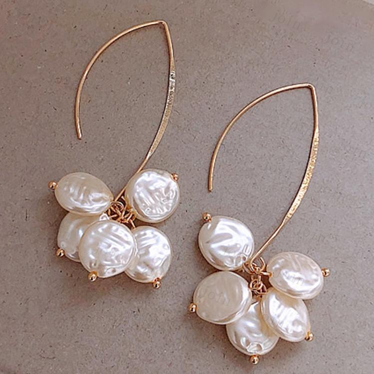 パール ピアス 揺れる (a113#) 当日発送 真珠ピアス イヤリング 入学式 卒業式 オシャレ アクセサリー レディース 大人 結婚式 フープピアス 誕生日 プレゼント |  | 01