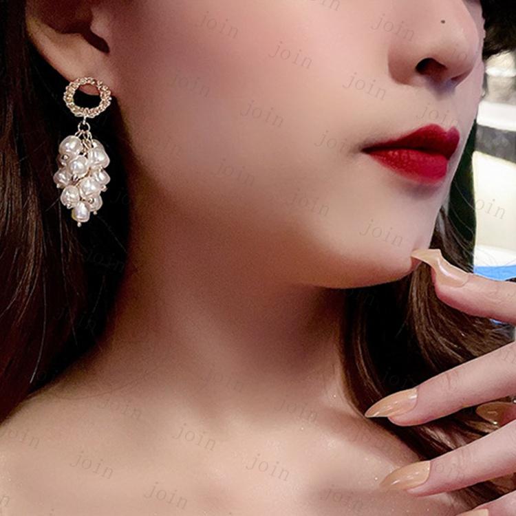 パールピアス (a115#) 当日発送 ピアス レディース 揺れる シルバー925 大人 おしゃれ 結婚式 パーティ アクセサリー レディース 真珠ピアス 彼女 プレゼント |  | 02