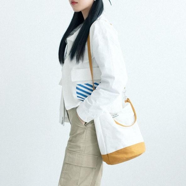 2wayショルダーバッグ 韓国 帆布バッグ ハンドバッグ韓国 ショルダーバッグママ 大容量トートバッグ帆布生地 ショルダーバッグレディース #ba200 |  | 07