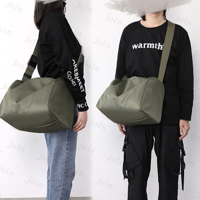 ショルダーバッグ メンズ 日本国内当日発送 3color おしゃれ 大容量 斜めがけバッグ 大きめ ポケット 多い 通勤 通学 スポーツ 防水 キャンパスバッグ #ba285 |  | 06