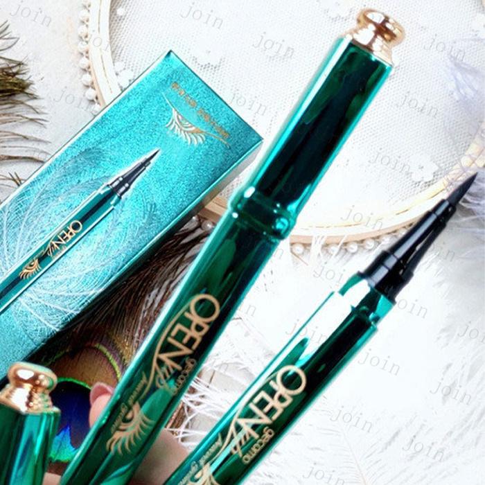 リキッドアイライナー (cs461) 日本国内当日発送 アイライナー