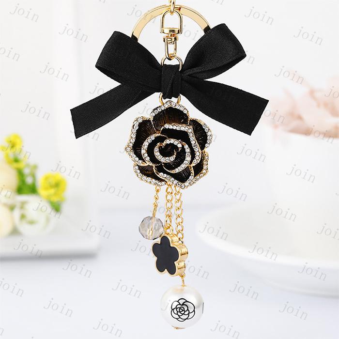 バッグチャーム 日本国内当日発送 4color キーホルダー おしゃれ 花 キラキラ パール キーリング 可愛い バッグアクセサリー ラインストーン 鍵 #z71 |  | 04