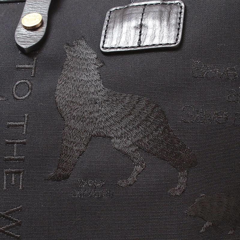 トートバッグ ADMJ 動物刺繍 INTO THE WILD オフィサー/クルーザートート25cm Dカン付き 26SS01027 日本製 正規品 高さあり 自立 肩掛けOK 底マチありの画像