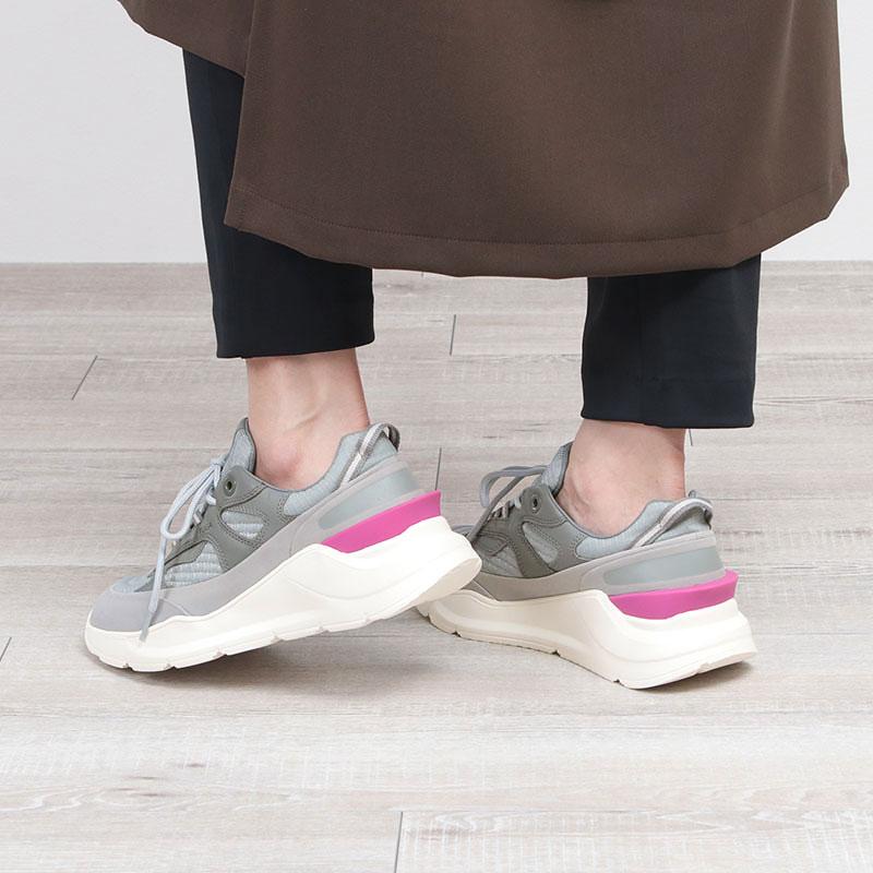 新品未使用✨　個性派✨　デシグアル　スニーカー　24.5 39 uk6 USA8 ウィメンズスニーカー | Desigual