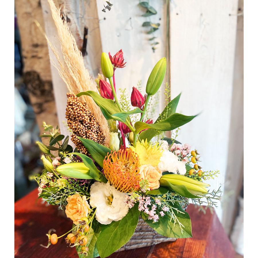 敬老の日 アレンジメントフラワー ピンクッション ユリが入った お花おまかせアレンジ ギフト Flowerkh ジョリータイム 通販 Yahoo ショッピング