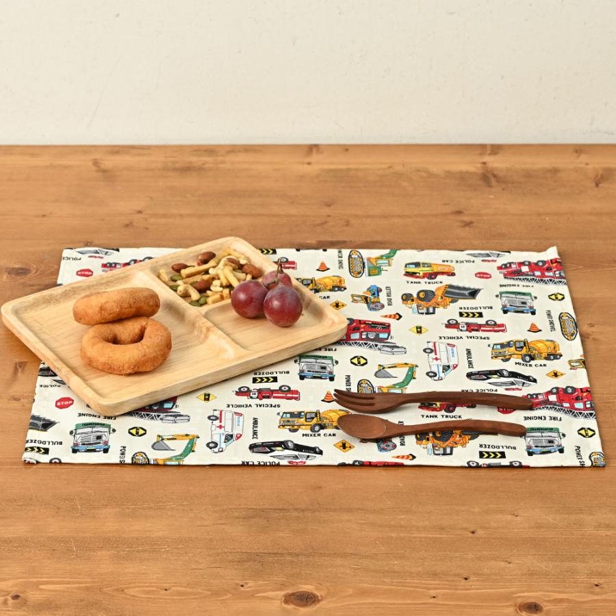 ランチョンマット おしゃれ 北欧 布 42×32cm はたらくくるま 日本製 fabrizm ティーマット 子供用 吸水 かわいい 車 爆買 | fabrizm | 13
