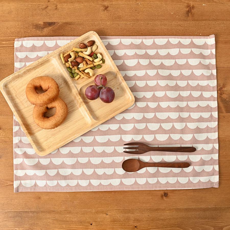 ランチョンマット おしゃれ 北欧 布 42×32cm スカラップ 日本製 fabrizm ティーマット 子供用 吸水 かわいい 車 爆買 | fabrizm | 12