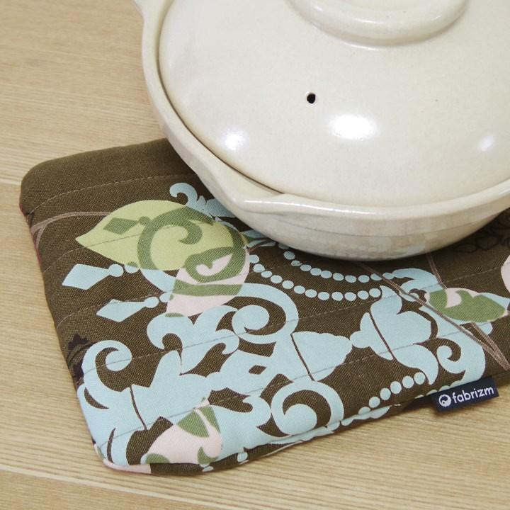 ミトン 鍋しき 鍋つかみ キッチン かわいい ラピュア 日本製 fabrizm 鍋敷き 2WAY 母の日 かわいい ギフト 手袋 北欧 花柄 爆買 | fabrizm | 10