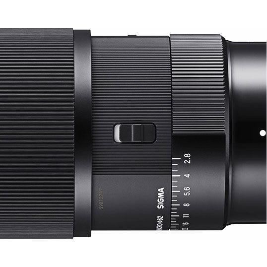 シグマ 105mm F2.8 DG DN MACRO SIGMA ※ソニーFEマウント用レンズ(フルサイズミラーレス対応) 105MMF2.8DGDNMACROSE 返品種別Aの画像