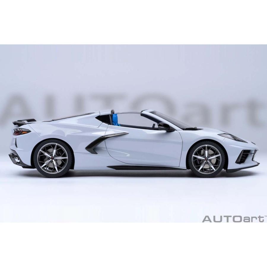 オートアート 1/ 18 シボレー コルベット (C8) スティングレイ