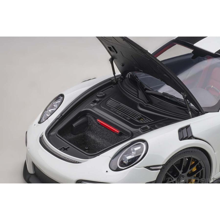オートアート 1/ 18 ポルシェ 911 (991.2) GT2 RS ヴァイザッハ