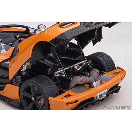 オートアート 1/ 18 ケーニグセグ アゲーラ RS (オレンジ/ カーボン
