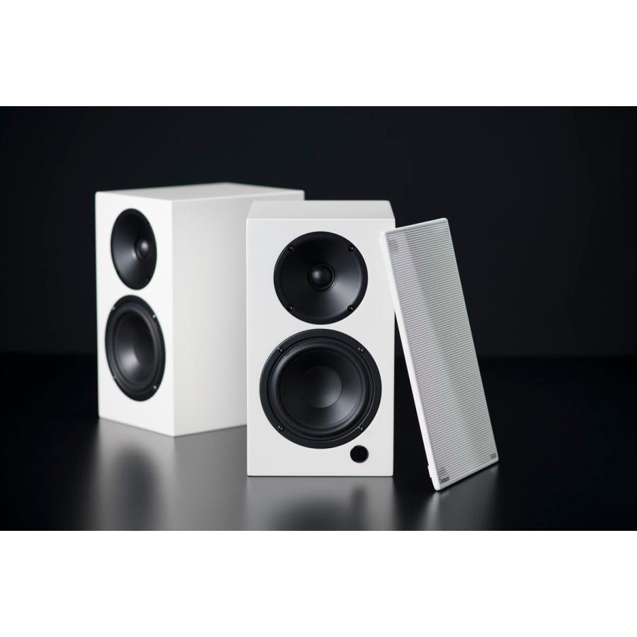 Bowers & Wilkins(B&W)のブックシェルフスピーカー 比較 2025年