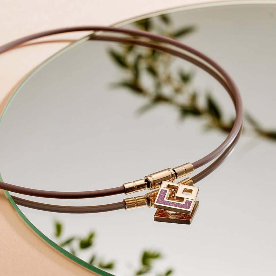 コラントツテ　トップ　ラベンダーラメ Amazon.co.jp: コラントッテ TAOネックレス スリム AURA mini