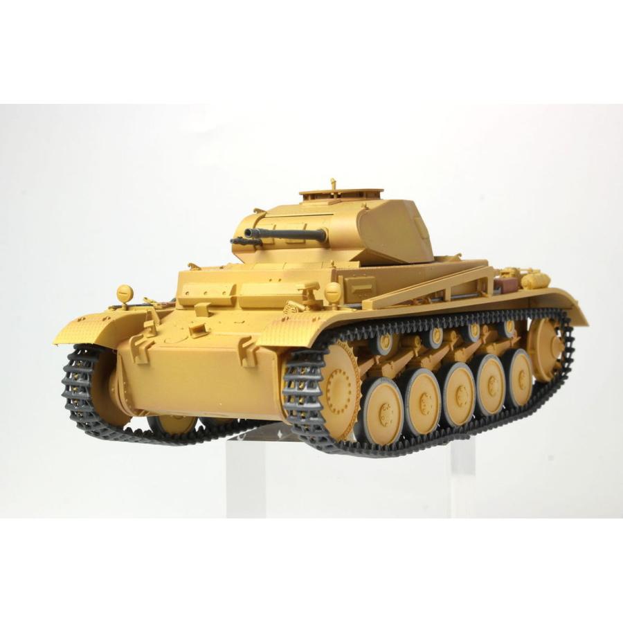 ドラゴンモデル 1/ 35 TANKS OF THE WORLD ドイツ II号戦車F型アフリカ軍団(MD002)プラモデル 返品種別B｜joshin｜10