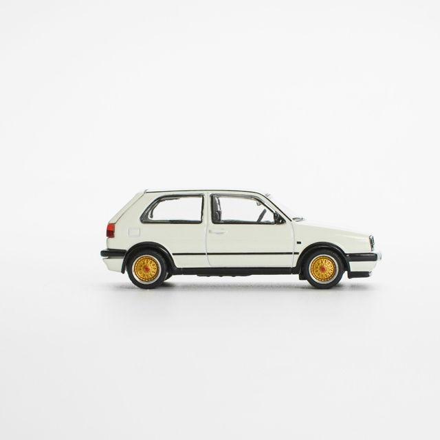 POP RACE 1/ 64 VOLKSWAGEN GOLF GTI MK2 WHITE(PR640071)ミニカー 返品種別B｜joshin｜05