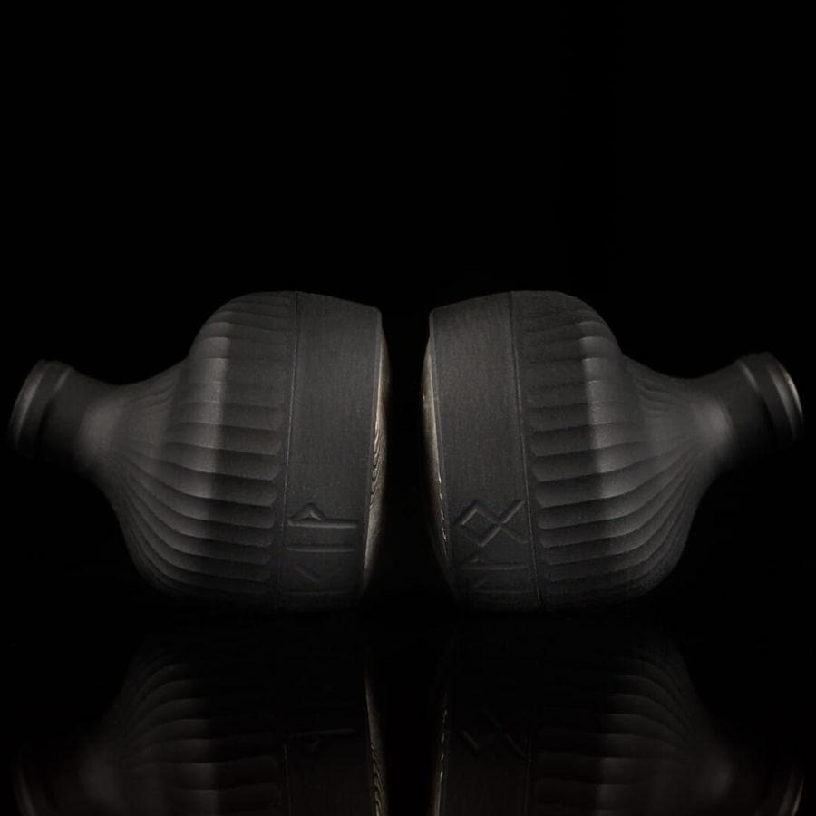 Noble Audio ノーブルオーディオ ハイブリッド型カナルイヤホン