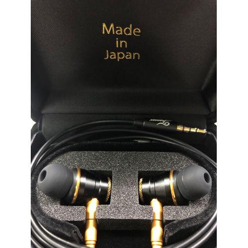 ジャパイヤー マイク＆コントローラー搭載 ダイナミック密閉型カナルイヤホン JAPAEAR JE-MIC-888EXG 返品種別Aの画像