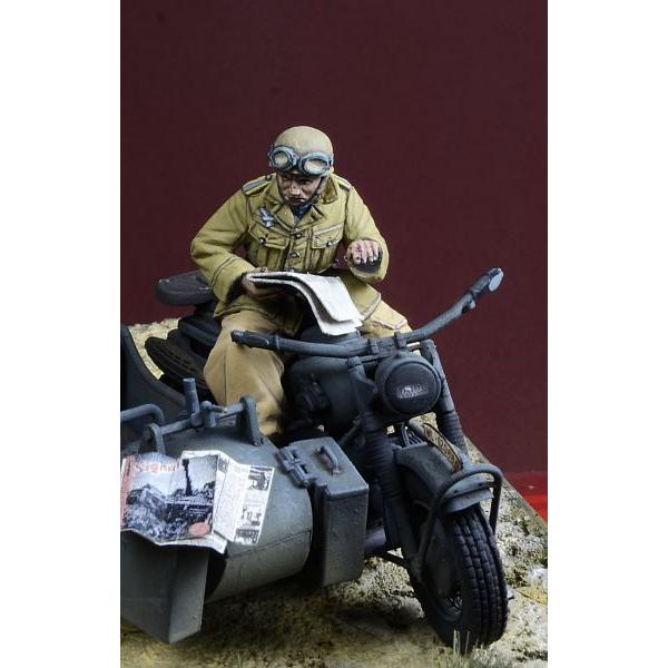 D-Day Miniature Studio 1/ 35 WWII ドイツ BMW R75に乗る降下猟兵