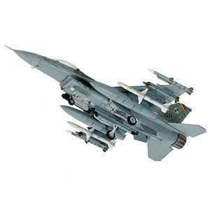 タミヤ 1/ 72 ロッキード マーチン F-16CJ [ブロック50] ファイティング ファルコン (フル装備仕様)(60788)プラモデル 返品種別B｜joshin｜03