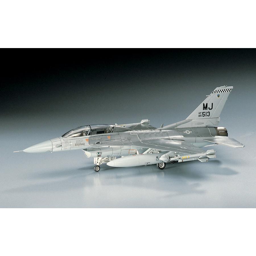 ハセガワ (再生産)1/ 72 F-16D ファイティングファルコン(D15