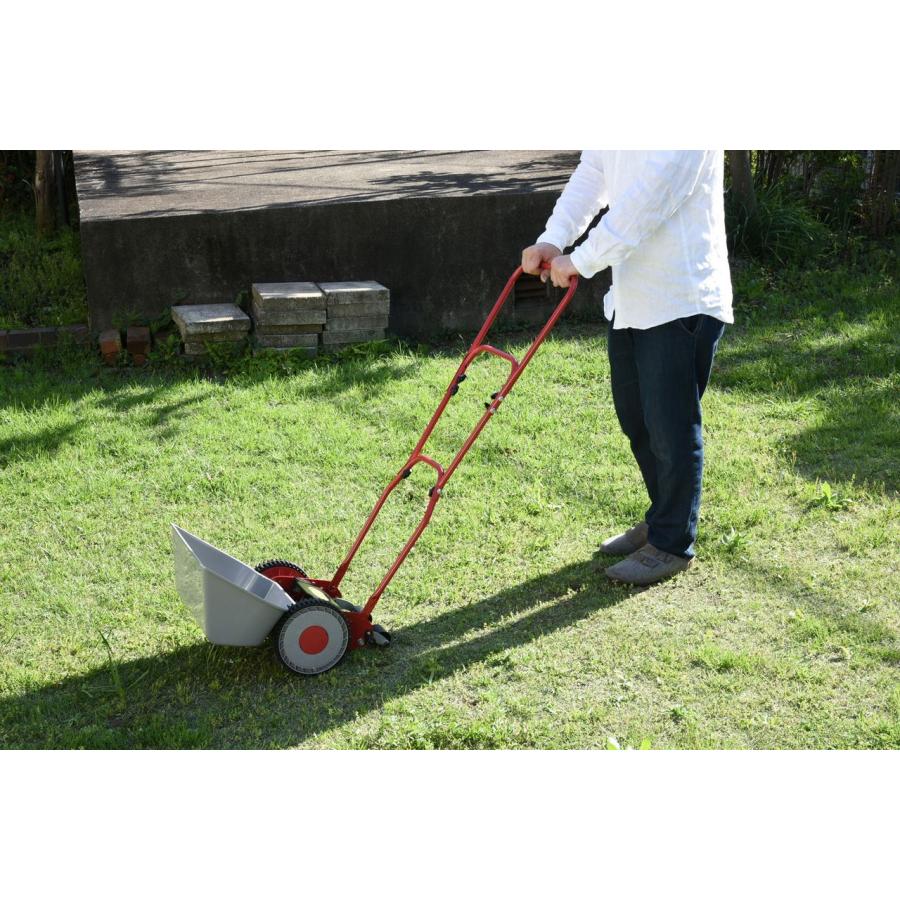 山善 YAMAZEN 手動芝刈り機 刈る刈るモア レッド KKM-200 返品