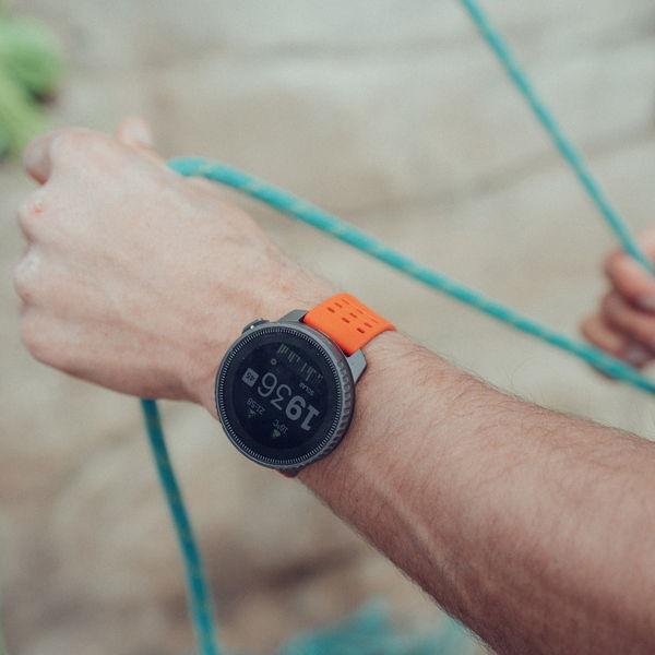 スント (国内正規品)SUUNTO VERTICAL TITANIUM SOLAR CANYON スマートウォッチ(キャニオン) SS050861000 返品種別Bの画像