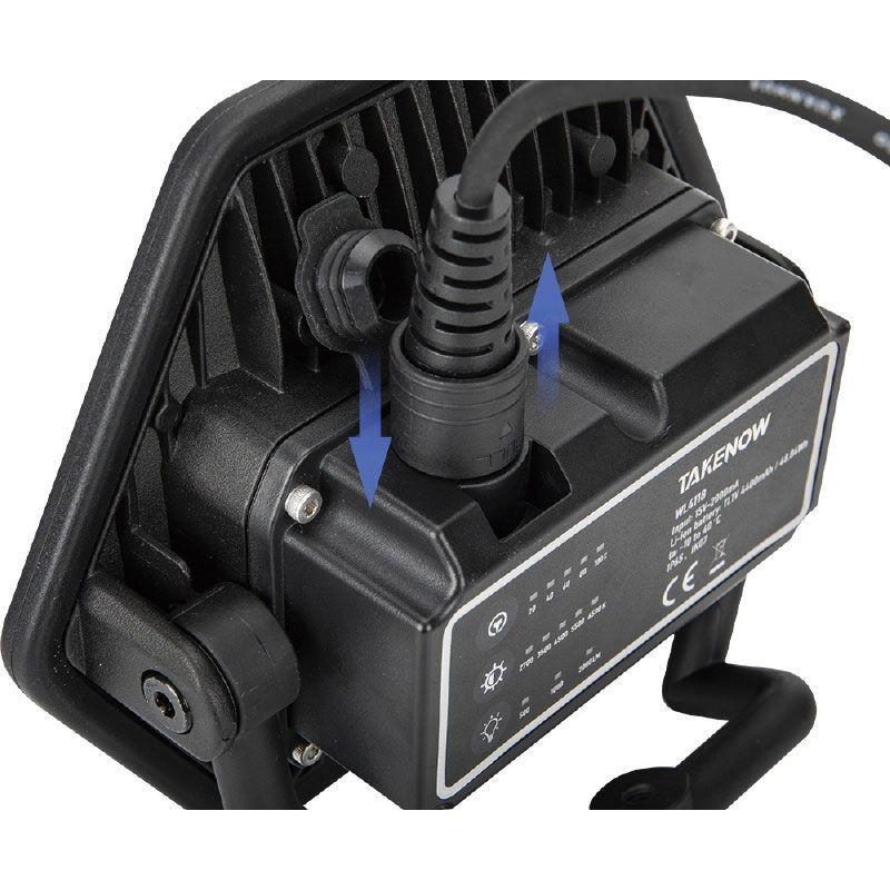テイクナウ 充電式LED五光色ワークライト 11.1V 4400mAh 別売三脚スタンド取付可能 高速接続充電器付き TAKENOW WL4118 返品種別A_3