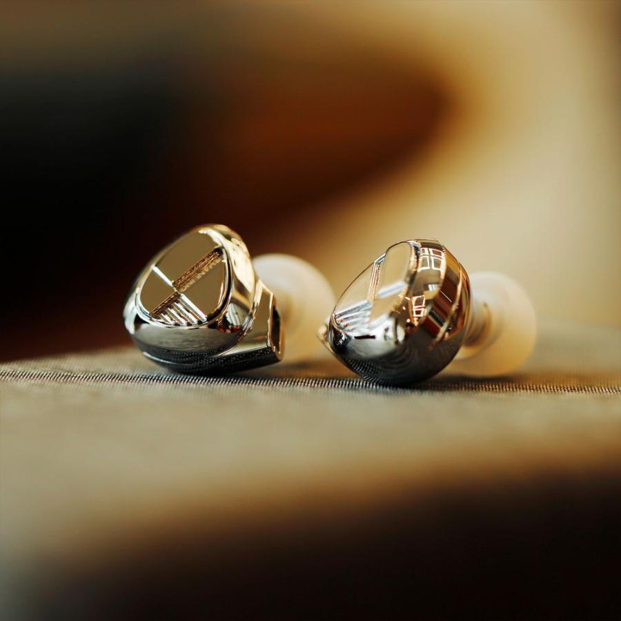 シャンリン ハイレゾ対応ハイブリッド密閉型カナルイヤホン