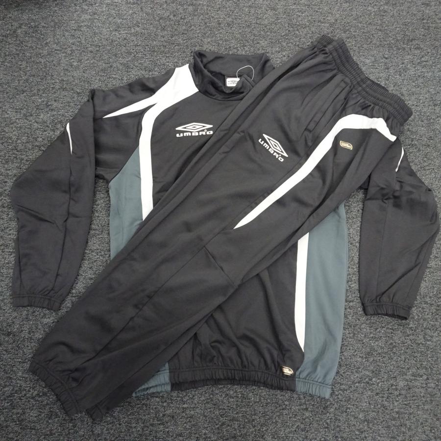 umbro（アンブロ） [最終処分価格!!] 裏起毛スウェット上下セット BLK