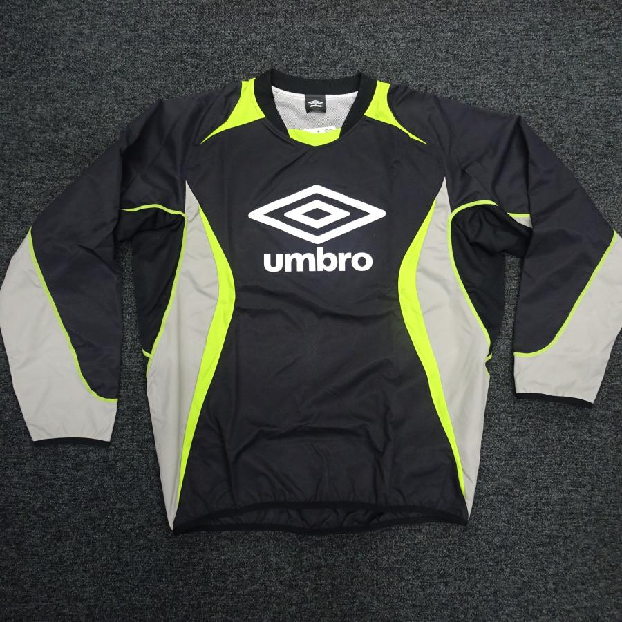 umbro（アンブロ） [最終処分価格!!] 裏メッシュ付ピステ上下セット