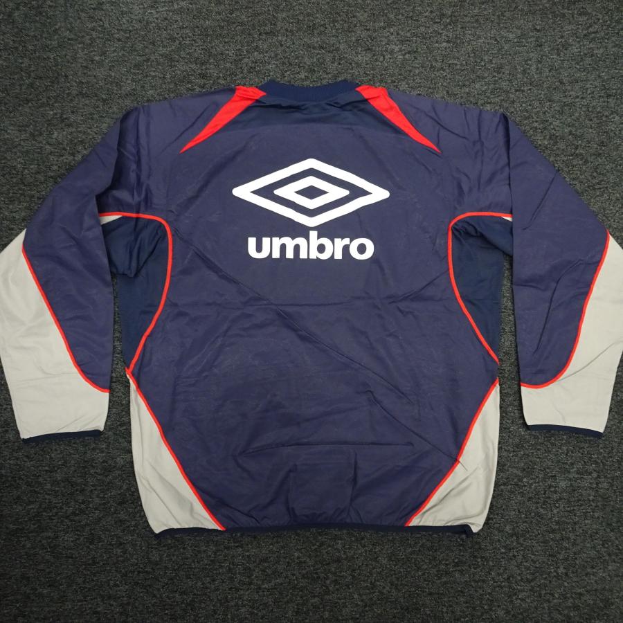 umbro（アンブロ） [最終処分価格!!] 裏メッシュ付ピステ上下セット